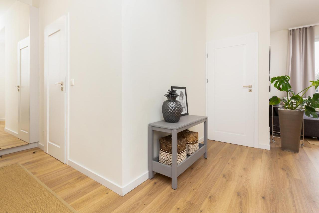 Apartments Warsaw Gagarina By Noclegi Renters Bagian luar foto