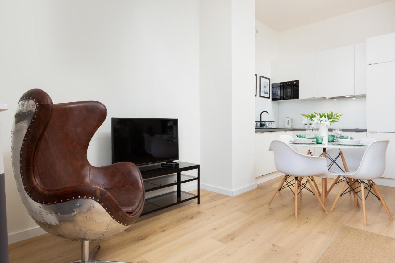 Apartments Warsaw Gagarina By Noclegi Renters Bagian luar foto