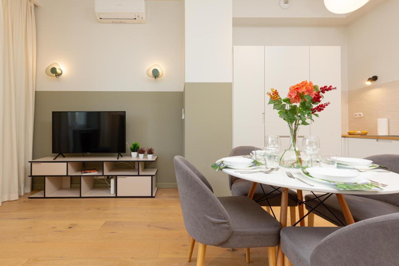 Apartments Warsaw Gagarina By Noclegi Renters Bagian luar foto